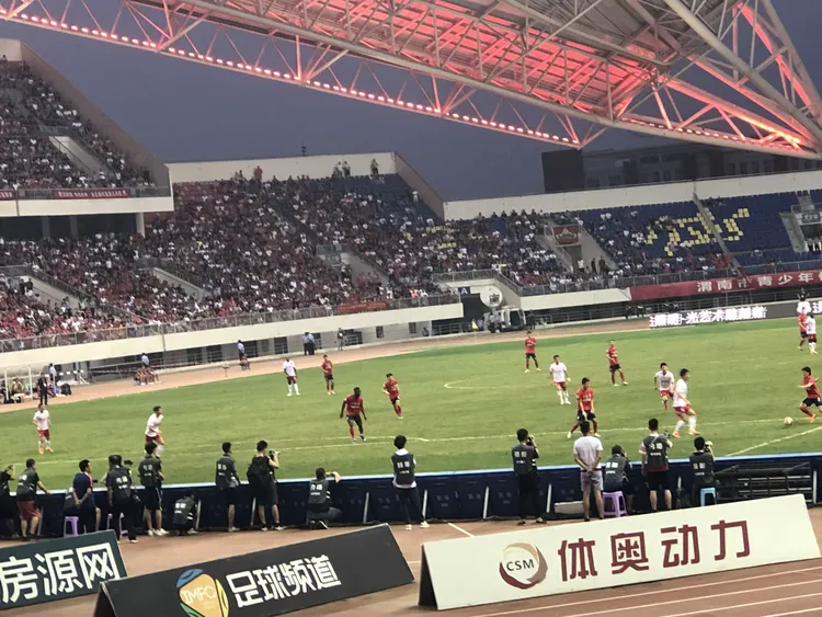 包含凯恩重返赛场，晋级下一阶段首场状态出色，切尔西观众沸腾！的词条-九游娱乐平台